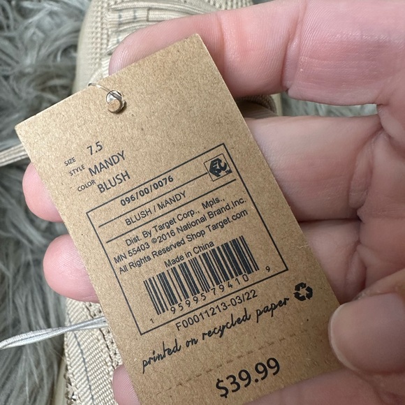 Womens Mad Love Mandy Sneakers - Picture 9 of 9